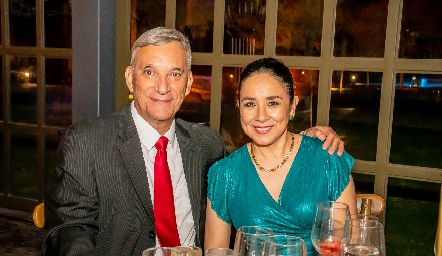  Jean Louis Blancasi y Carmen Castellanos.