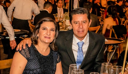  Maritere Cadena y Andrés Martínez.