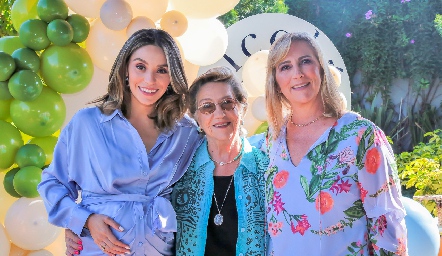  Adri de la Maza, María Eugenia y Maru Bárcena.