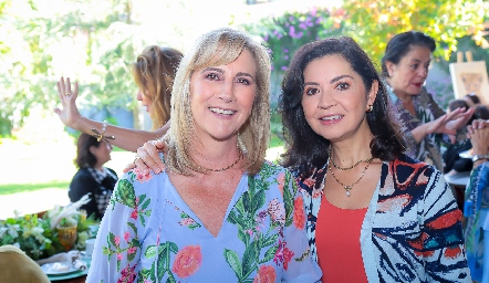  Maru Bárcena y Martha Carrillo.