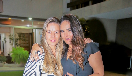  Marcela Torres y Ana Paula Valdés.
