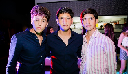  Santiago Morales, Roberto Silva y Chus Conde.
