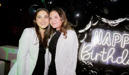  Camila del Bosque y Luciana Urías.