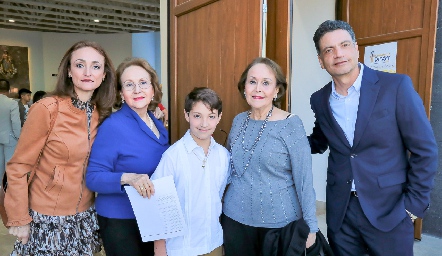  Adriana Ocaña, Delia de Peña, Andrés Humara, Irma de Peña y Mauricio Humara.