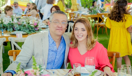  Aldo Torres y Mariana Dávila.