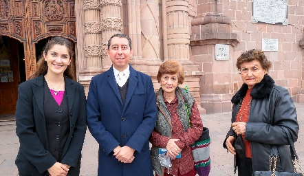  Érica Aldana, Víctor, Eloísa y Rosa María Azuara.
