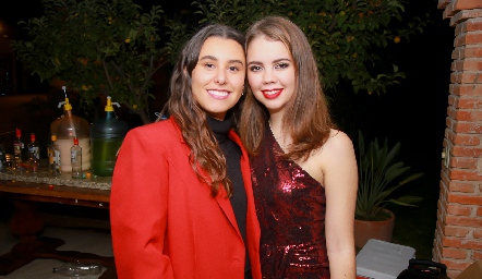  Rebeca Treviño y Paulina Regil.