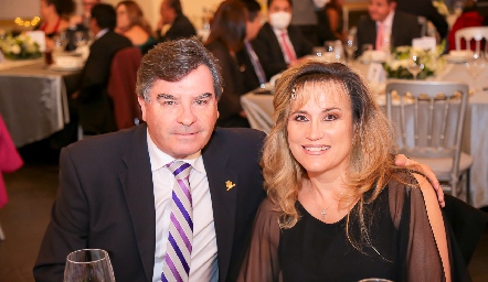  Luis Gerardo Ortuño y Ana Lilia Von Der Meden.