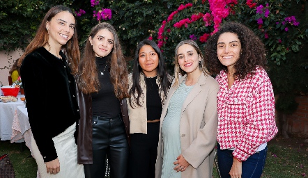 Mercedes Bárcena, Paola Gutiérrez, Ana Meche Cifuentes, Pamela Robert y Paola Zepeda.