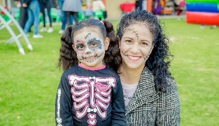  Cristina Rosales y María Inés de los Santos.