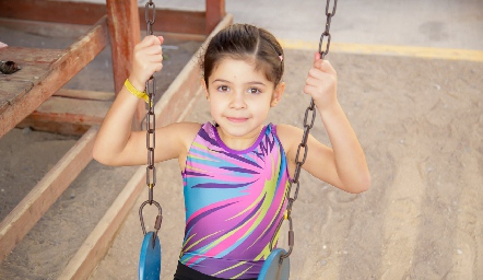  Javiera.
