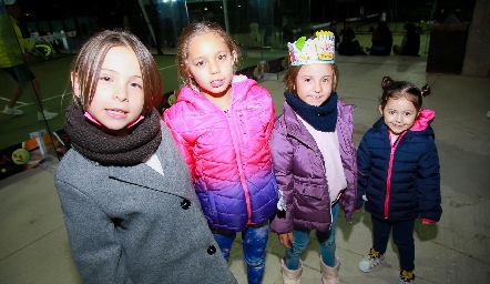  María Carranza, Regina Carranza, Paulina Herrera y Victoria Martín del Campo.