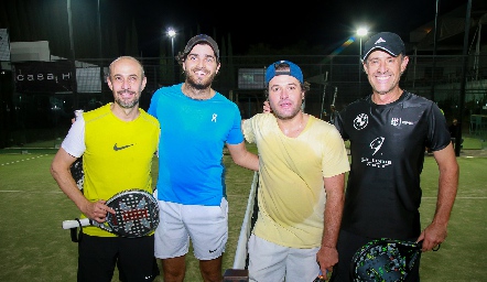  Alejandro Gutiérrez, Santiago Gómez, Javier Suárez y Gildo Gutiérrez.