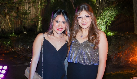  Montse Reyna y Majo Garcia.
