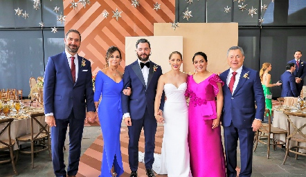  Luis Antonio Mahbub, Elsa Tamez de Mahbub, Luis Alberto Mahbub, Laura Bravo, Lura Rodríguez de Bravo y Lisandro Bravo.