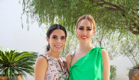  Ilse Lázaro y Vero Sojo.