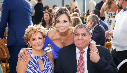  Graciela Ramírez, Elsa Tamez y Manuel Guerra.