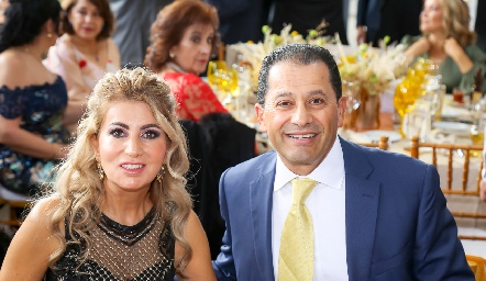  Olivia y Salim Abud.