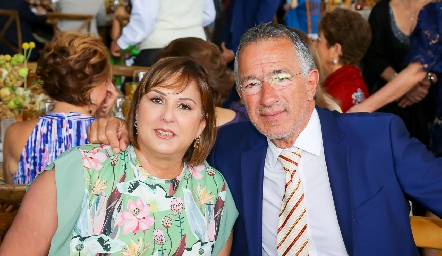  Catherine Barret y Alejandro Abud.