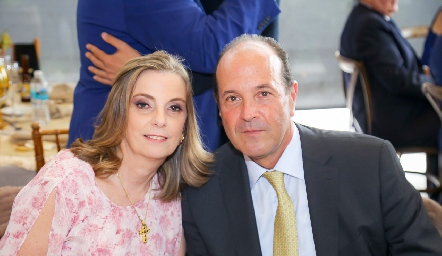   Charo Valladares y  Oscar Gaviño.