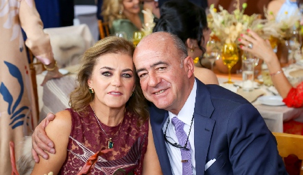  Rafa y Adriana Olmos.