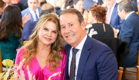  María Luisa Arámbula y Mario Sánchez.