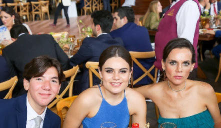  Luis Alejandro González, Bertha Tamez y Bertha Tamez.