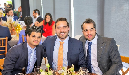  Oscar Cabrera, Jaime Alvarado y Juan Manuel Carreras.