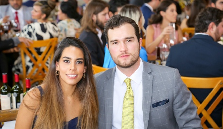  Alejandra Martínez y Alejandro Loza.