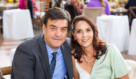  Víctor Lomelí y Sandra Correa.