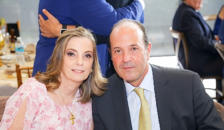 Charo Valladares y Oscar Gaviño.
