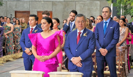 Laura Rodríguez y Lisandro Bravo, papás de la novia.