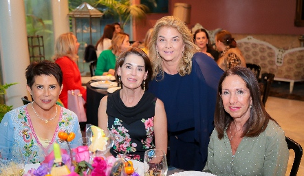  Gina Aguirre, María Elena Torre, Luzma Márquez y Maru Díaz Infante.