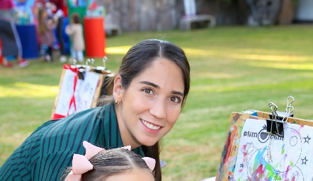  Lourdes Alvarez con su hija Lourdes César.