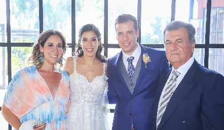 Zaira María Lara, Alejandra González, Fernando González y Jesús Lara.