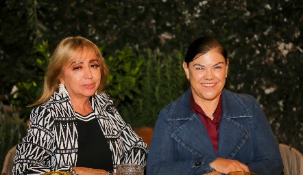  Silvia Lara y Martha Jaime.