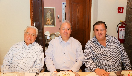  Octaviano Gómez, Federico Garza y Nicolás Mina.