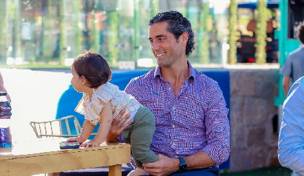  Rafaela y Rafael Lebrija.