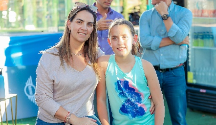  Maripepa Muriel y Paula.
