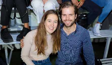  Paola Celis y Alejandro Villalobos.