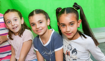  Andrea, Marijó y Silvana.