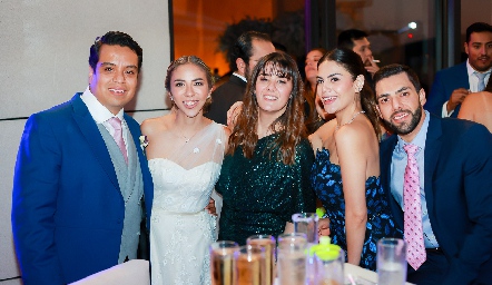  Juan Carlos Reyes, Paola Echavarría, Lourdes Auchterlonie, Ingrid Toranzo y Joe Lorca.