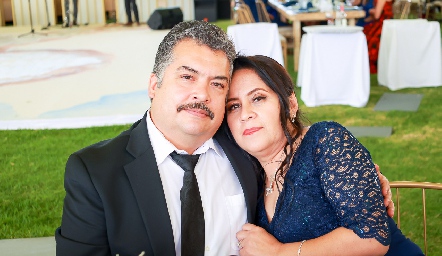  Pedro y Norma Reyes.