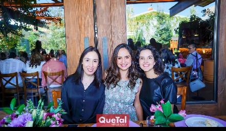  Fernanda Garza, Claudia Villasana y Yolanda Aguillón.