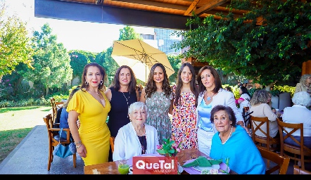  Gladys Villasana, Claudia Ávila, Gladys Mena, Claudia Villasana, Ale Ascanio, Alejandra Ávila y María Elena Ramírez.