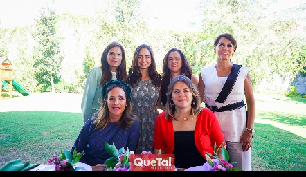  Claudia de los Santos, Claudia Toledo, Claudia Villasana, Martha Malo, Claudia Ávila y Raquel Altamirano.