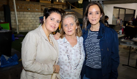  Begoña López, Graciela Wagner y Graciela López.