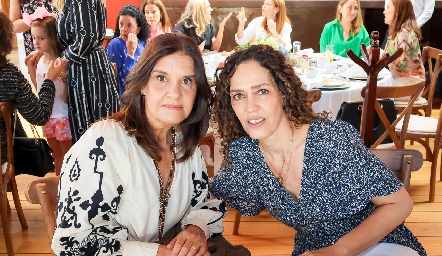  Maribel Martínez y Cecilia Martínez.