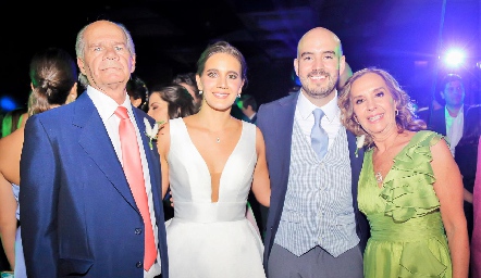  Carlos Díaz, Mercedes Díaz, Alejandro Domínguez y Maru Velázquez.