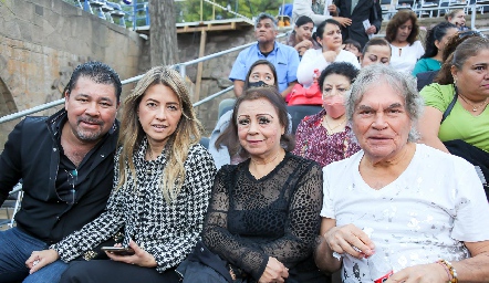  Jorge Armendáriz, Pili Orta, Gloria y Jorge Armendariz.